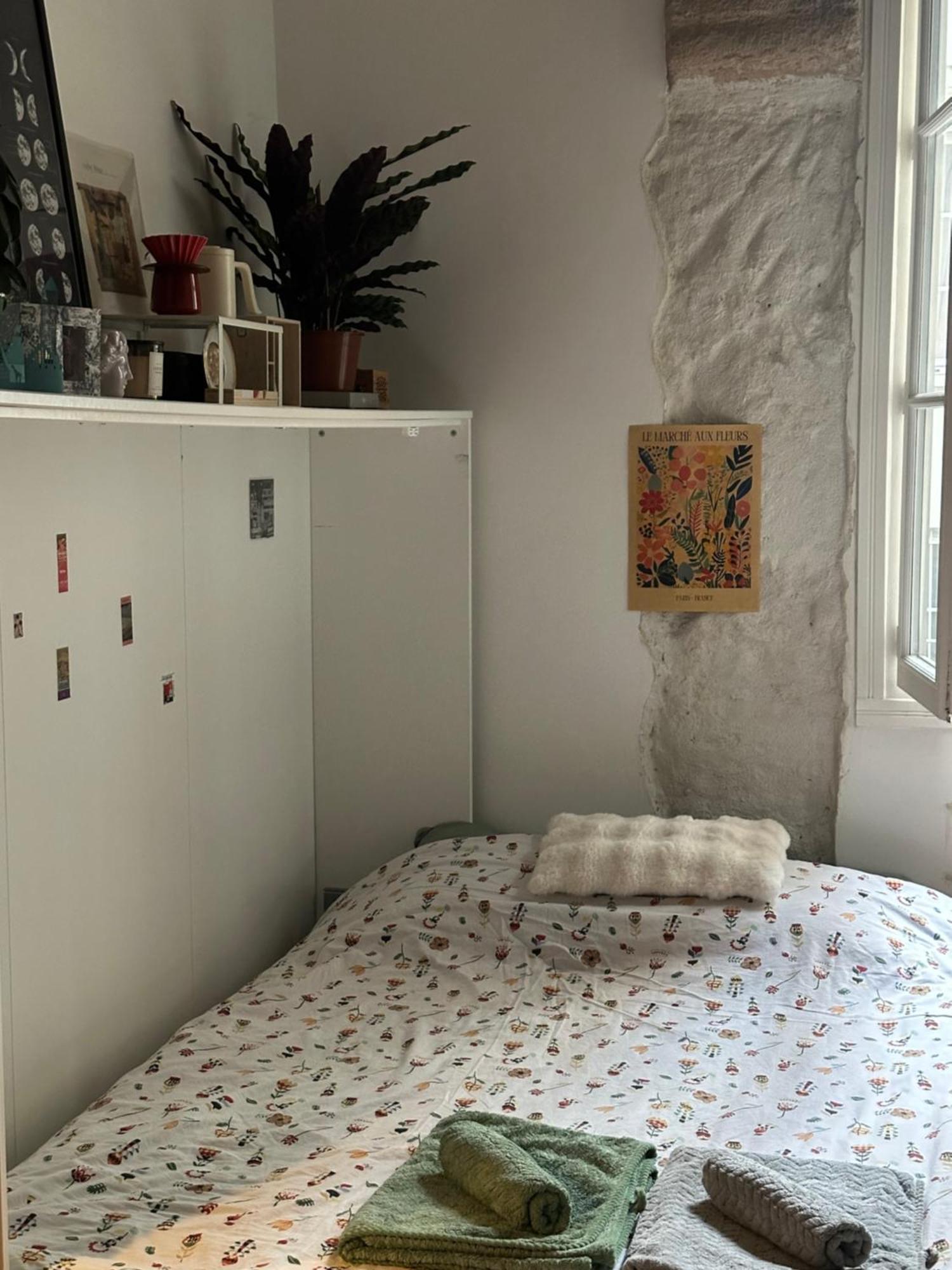 Elegant Flat In Marais Apartment *